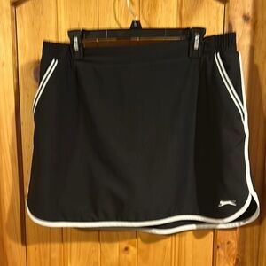 Slazenger Black and White Golf Skorts Athletic Performance